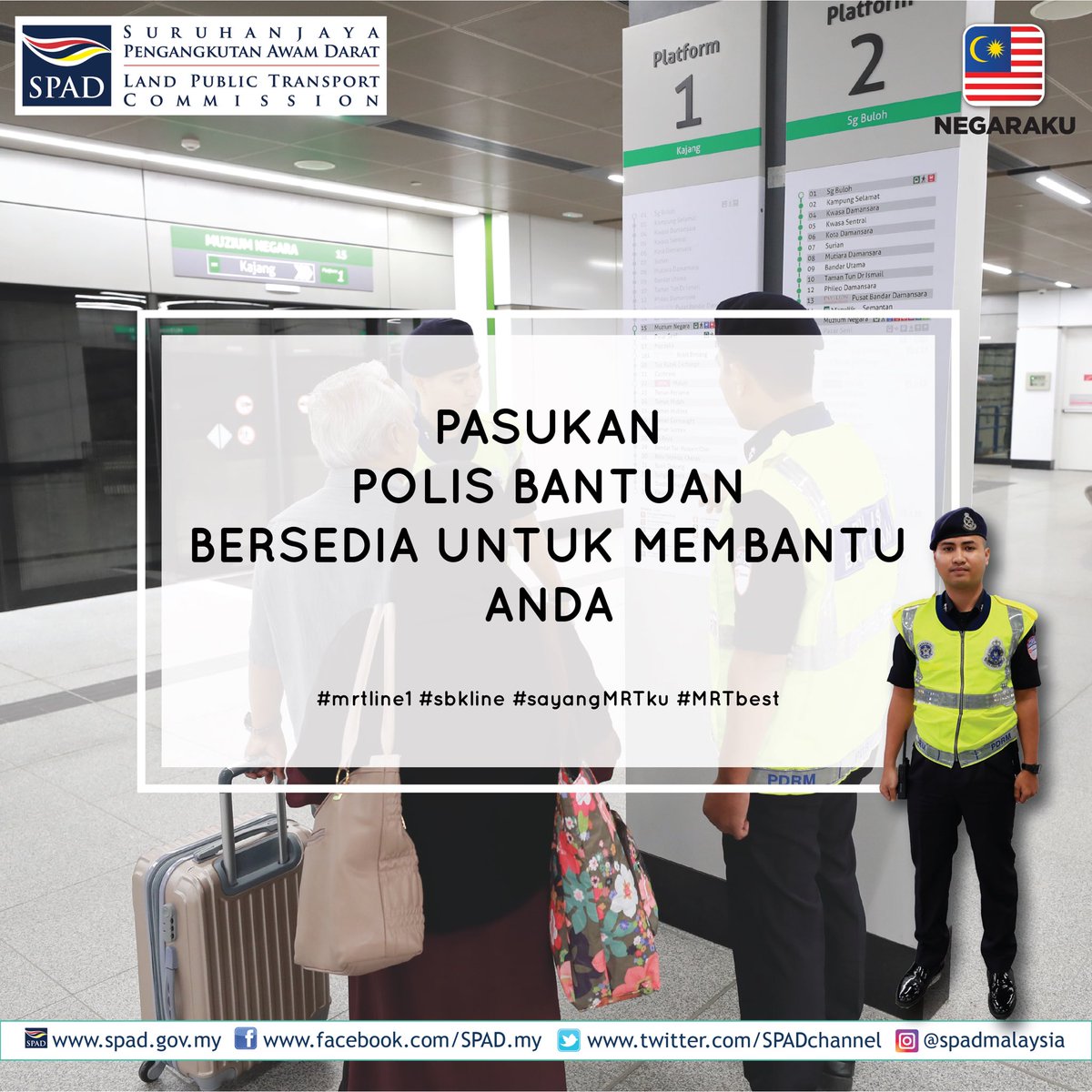 APADchannel's tweet photo. Pasukan polis bantuan yang berada di stesen MRT serta lokasi-lokasi tertentu sedia untuk membantu anda. #mrtline1 #sbkline #sayangMRTku https://t.co/Ig9ppclKrO