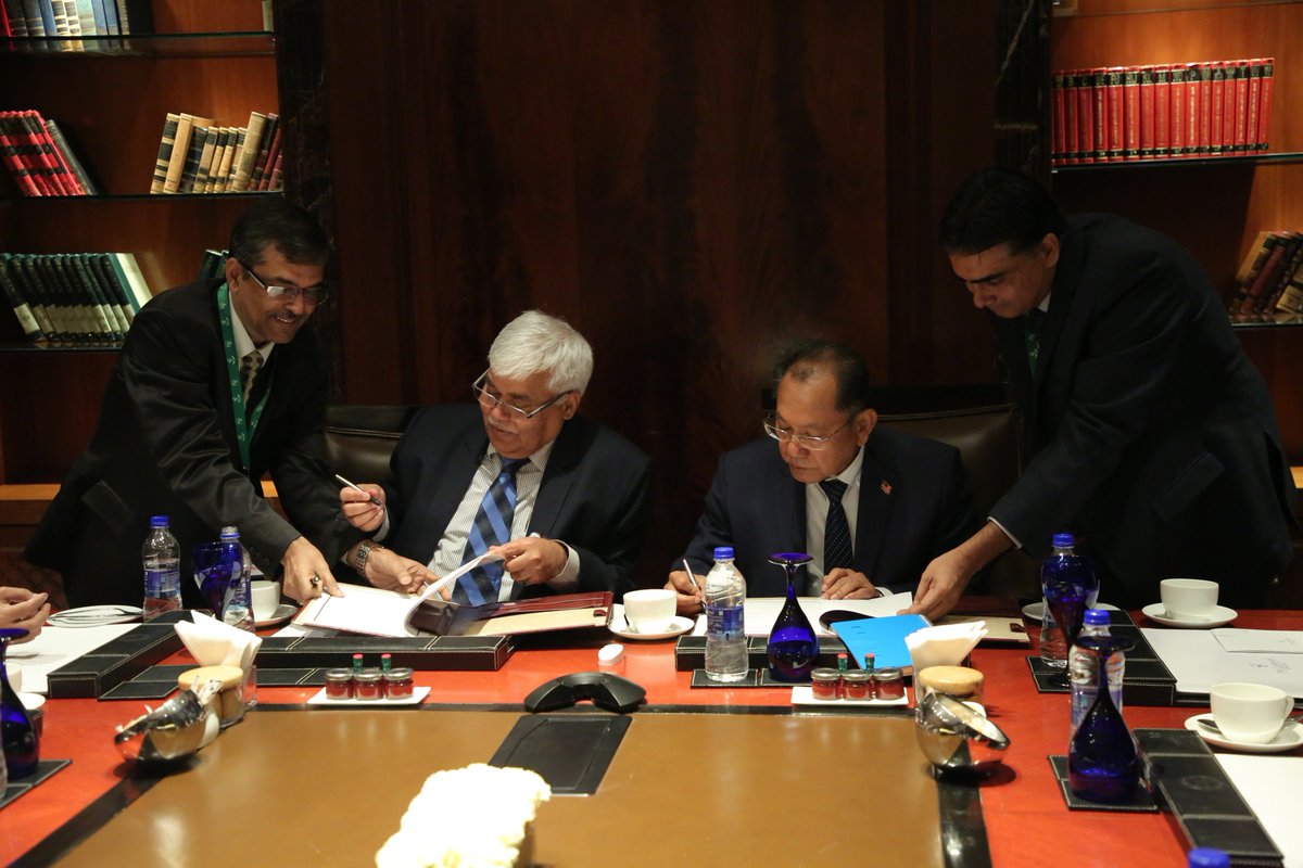 TRAI's tweet image. LOI signed @TRAI &amp;amp; @SKMM_MCMC in the fields of telecom &amp;amp; broadcasting; this would help foster mutual cooperation &amp;amp; bilateral relations.