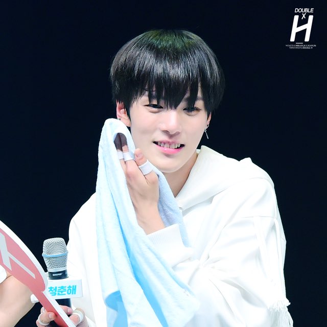 MONST7x's tweet image. minhyuk