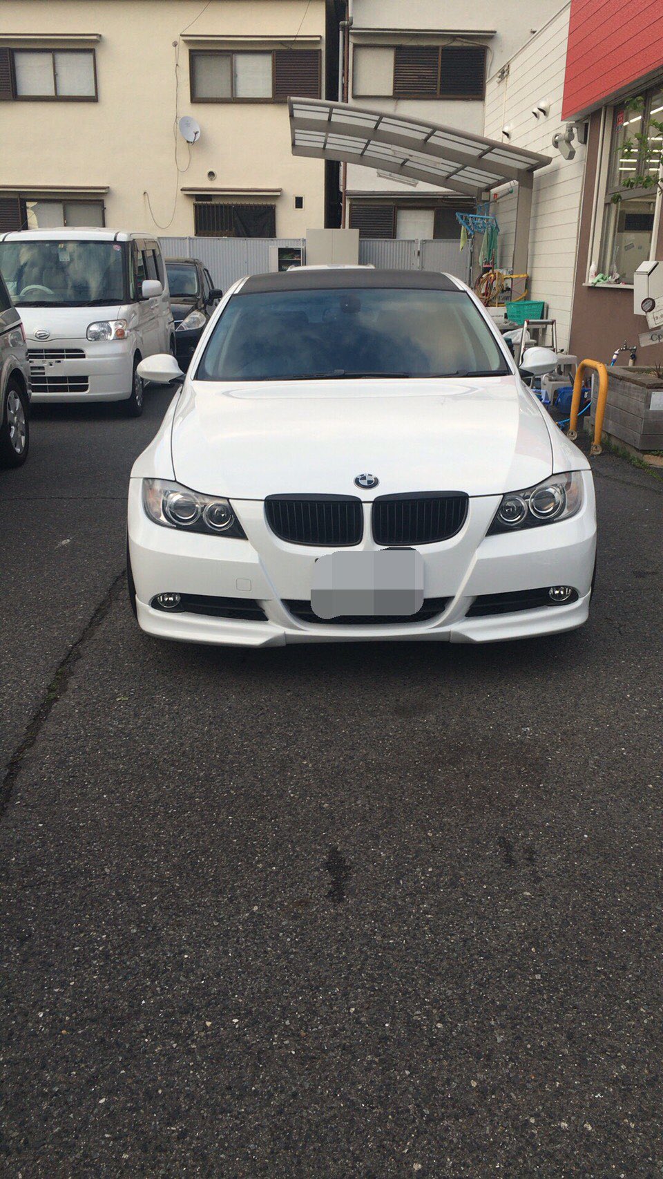 大阪発 車 バイク 販売 Bmw3シリーズ 3i アイライン 走行 km 車検 11月まで 55万 60万で売ります 全体的に綺麗な車両ですができるだけ現車確認をお願いします 拡散希望 T Co 1f8tg38h4r Twitter
