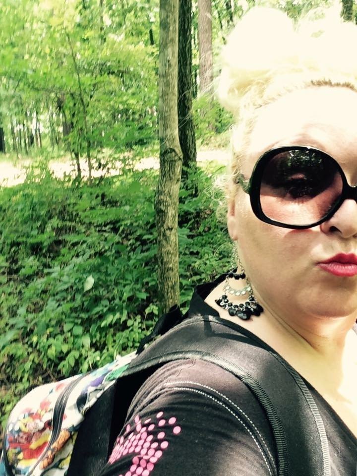 QueenMandyM's tweet photo. Sargento cheese keeps me going while hiking. #ad #SargentoCrowd https://t.co/lLSANKdpJu