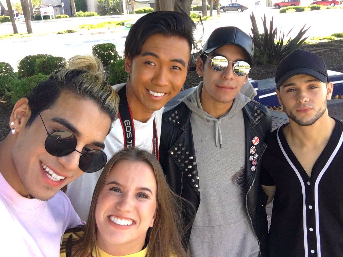 brandeecimo's tweet photo. #LongBeach #Cali #X2squad #Summer #Fun @ezeeeofficial @Jpcardenasss @BNachor @lovuleslie @joselopezcepero #Twinners #Retweet #LikePhoto π΄π€π± https://t.co/DLr5p9zKzC