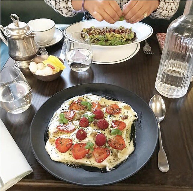 Breakfast is served! Our greek yogurt with fresh berries and manuka honey is a favourite #breakfast #coventgarden #healthyfood