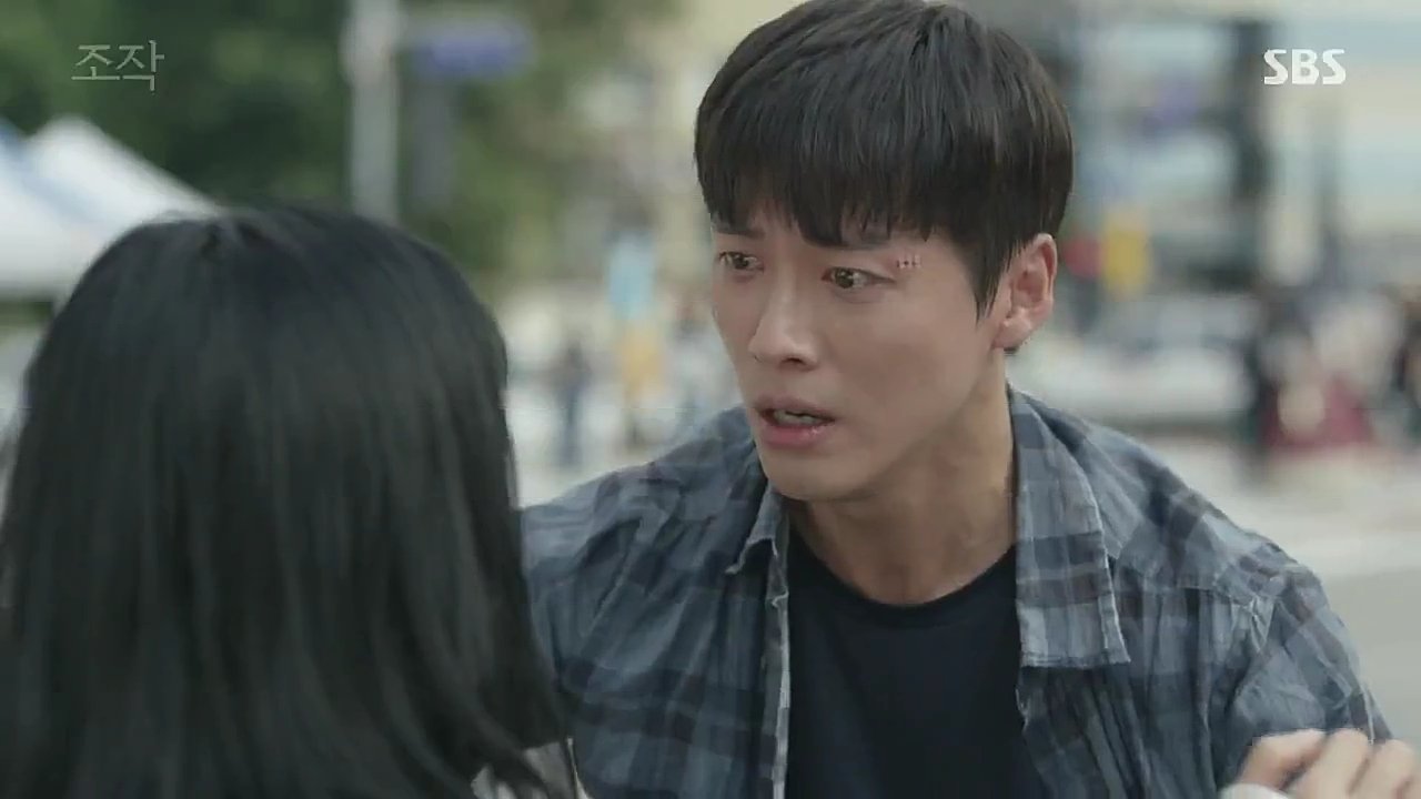 DH0jeNtXUAAqg-e.jpg:large