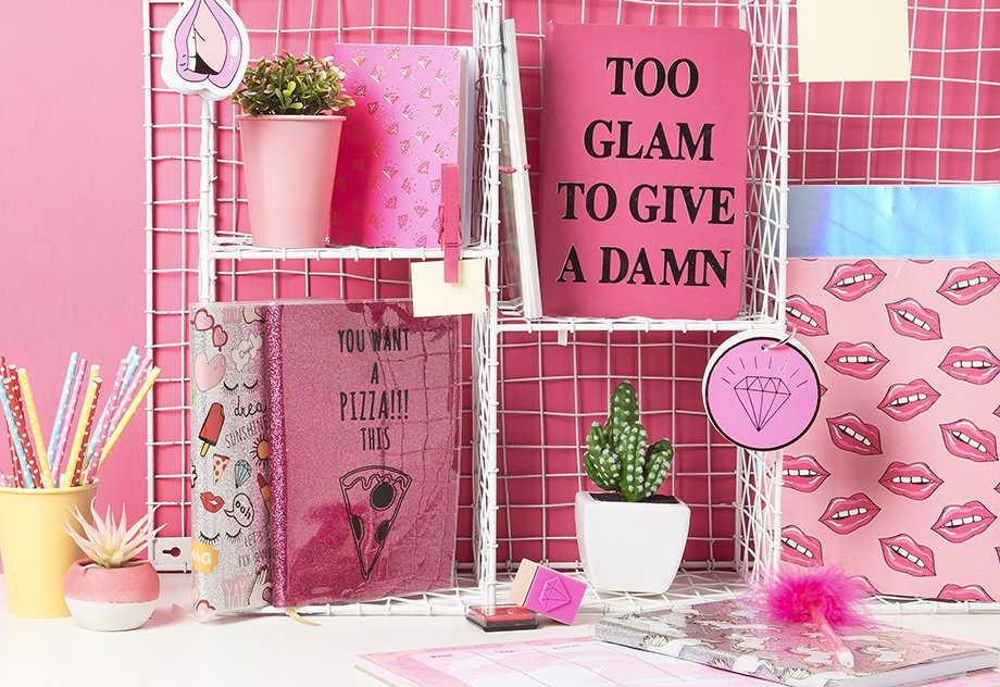 Primark's tweet photo. You'll LOVE this sassy stationery 💖 https://t.co/UCgfz86FdJ #Primark https://t.co/PTbgmGDrTv