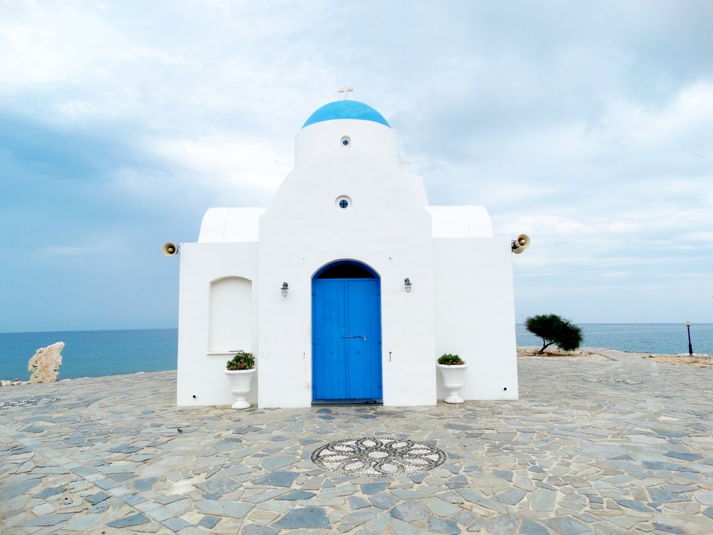 TruTripper's tweet image. We've been tracking down beautiful doors from around the world over on #Instagram 👉 goo.gl/s52U5h

#Travel #TTOT #TravelTuesday