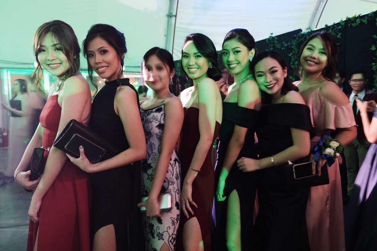 chlloooiee's tweet photo. Dressed with the best #STE114 https://t.co/CzbDjVz1ba