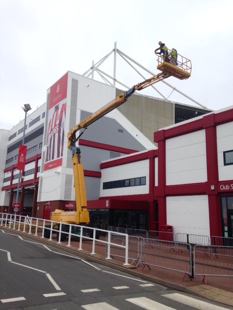 ukplatforms's tweet photo. The Potters are aiming high - and UK Platforms are giving them a helping hand! #SCFC #platforms https://t.co/AjUuf0o0tv
