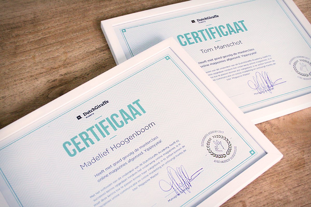 InitiumDesign's tweet image. De nieuwe trend: online magazines, brochures en jaarverslagen. 
Madelief en Tom zijn nu gecertificeerde experts dankzij @esWPmagazine 👩‍🎓👨‍🎓