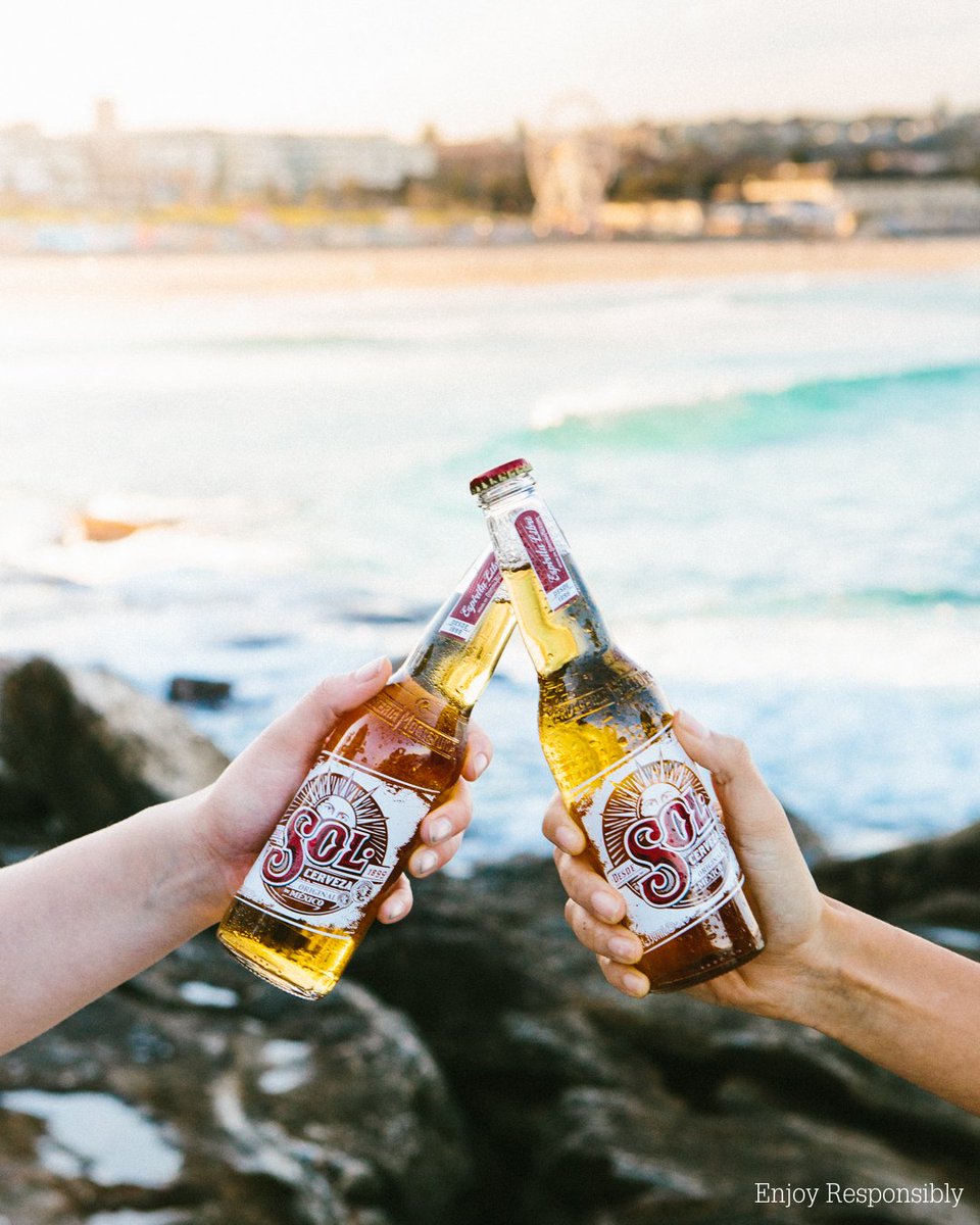 SolBeerAust's tweet photo. Kicking back with the ultimate backdrop. https://t.co/8RGboPLNzG