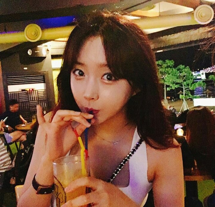 GENIEUPDATES's tweet photo. [#GENIESTRAGRA] Cutie Jinhee on Instagram: 

#GENIE #BULLDOK #JINHEE https://t.co/RbPvmUy1c2