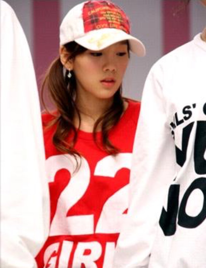 baeesuzz's tweet photo. RT @MooPang_Z: RT @TurnMl: น้องแทพี่แท ความน่ารักมันกวนใจหนูโอ๊ยแทยอนแม่คะหนูอยากได้แทยอนต้องทำยังงัย!>///< #TaeYe… https://t.co/gSnOsPtLmG