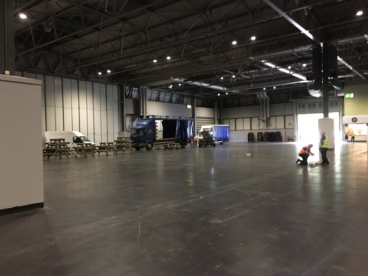 TheTeffan's tweet image. #i61 build started! So excited right now! #winning