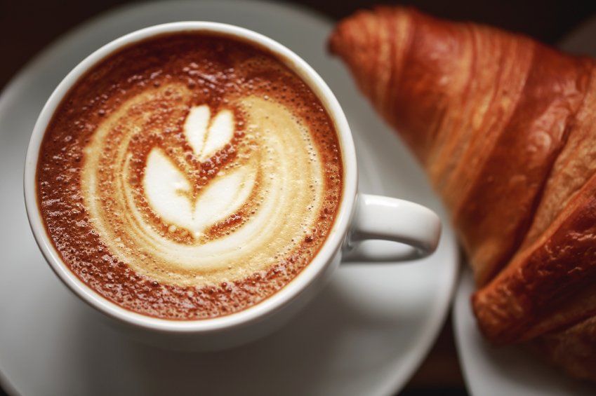 CoralloGroup's tweet image. Buongiorno 😃! Iniziamo il weekend così,
Una colazione nutriente, aria pulita e l'abbraccio della natura ⛰☀️.
#noci #inpuglia