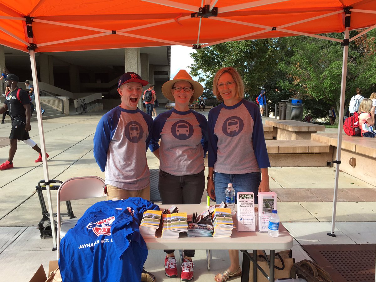 TransitLawrence's tweet photo. You've got questions and we've got answers. Come see us at Wescoe Beach today! https://t.co/DQgLyJjuEz