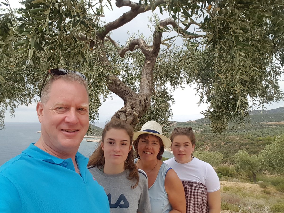 GaryJoh88087199's tweet photo. Touring #Thasso in the Limo #Greece #2017 https://t.co/KS9RroGl8h