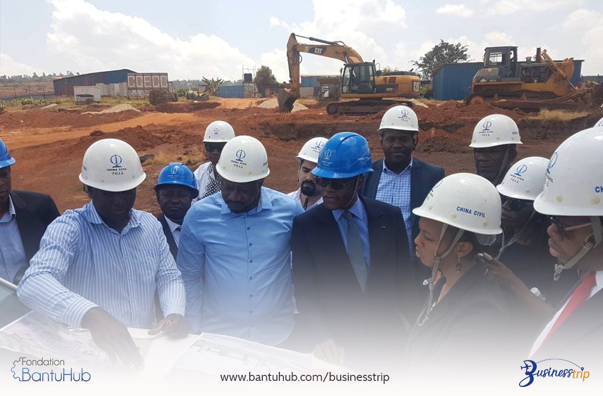 Poursuivant leur tournée du jour,les participants du #BusinessTrip ont fait une escale au chantier de la cité d'innovation #InnovationCity