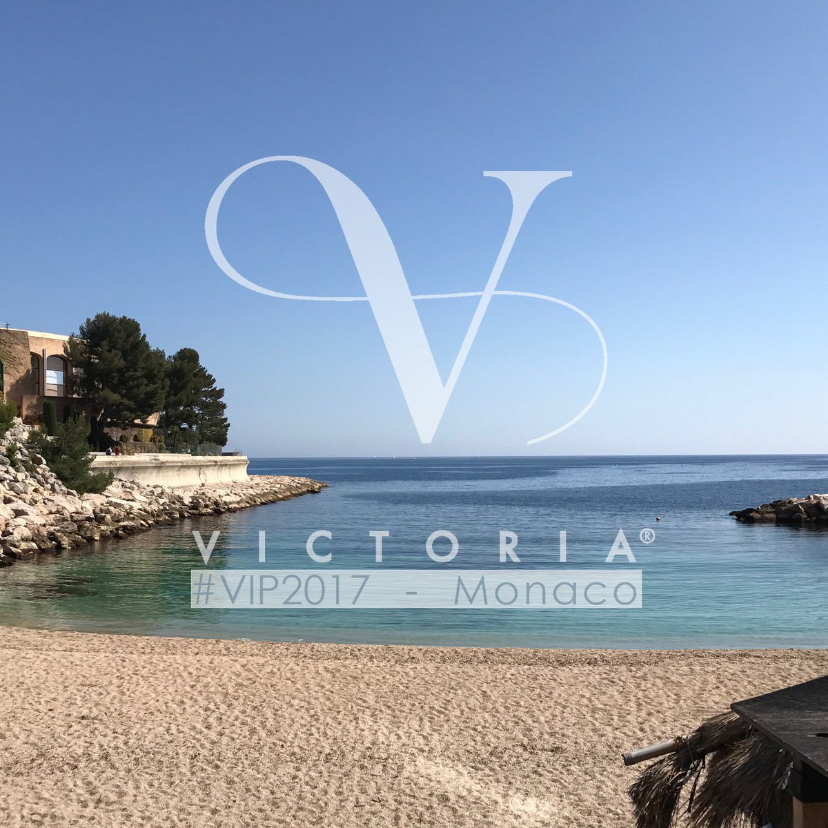 VictoriaFR_off's tweet photo. 🌴#VictoriaFrance prolonge vos #Vacances!
#Dans1Mois #Weekend #Monaco #VIP2017 #LeRocher #Voyage
➝https://t.co/VeN9zuD2MY https://t.co/mh6PqFP8Gn