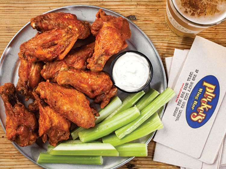 DigBatonRouge's tweet photo. YUMMMMMMMMMM... you NEED these @Pluckers! So retweet this post to win a gift card today! https://t.co/MhIpdcjwTX