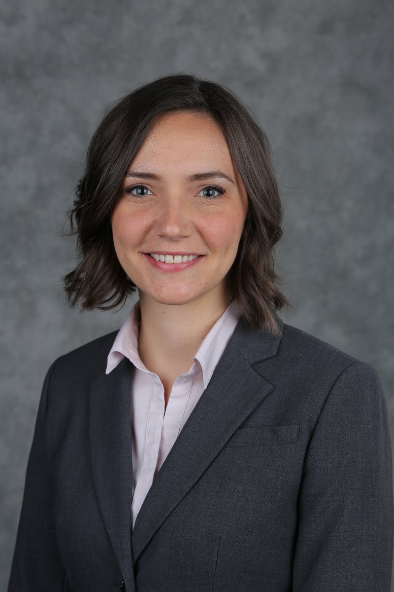 PennStateLaw's tweet photo. #Alumna @RBuckleystein has always had a passion for #service. Even as a student, she started our #veterans clinic. https://t.co/ImbjQBIlLK https://t.co/4QnLwdpJIi