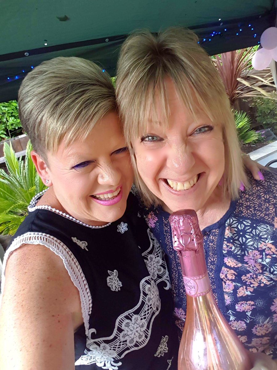 judygoddin1's tweet photo. @GaryBarlow #SuesBirthday #Friends #Prosecco
#ParisWeekend #MySummer2017 ❤️❤️❤️😘😘😘 https://t.co/oEyAMQSr3C