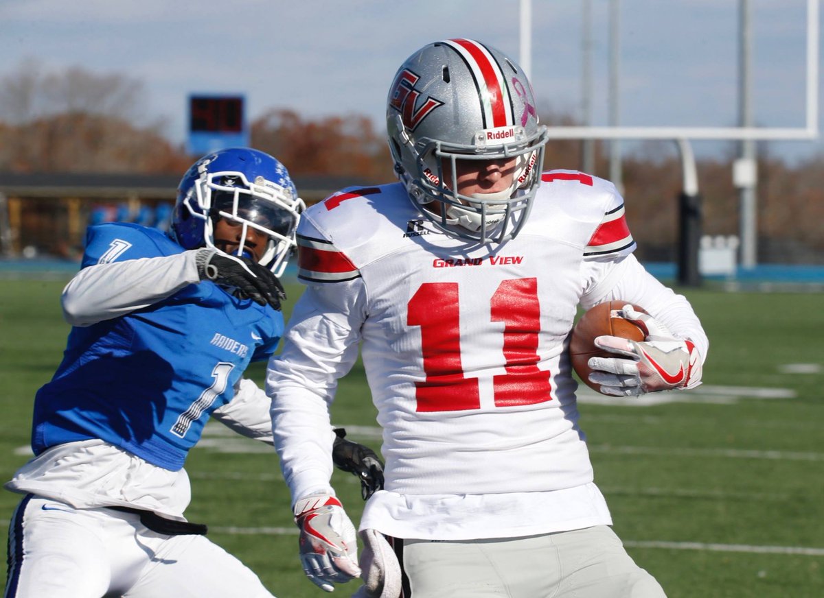 RoadTripSports's tweet photo. #SkillPlayerTuesday at #CollegeFootballAmerica w/ @VikingAthletics WR @IAmMarshall10 #RedRising #BeAViking https://t.co/3HGnjRamxq https://t.co/X9LFcde3Ru