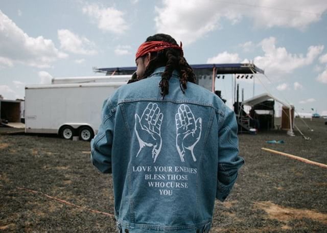 giomadeit's tweet photo. Mark Evans Jr. in our "Love your enemies" denim Jacket
#PRYR https://t.co/E8OjgezO48