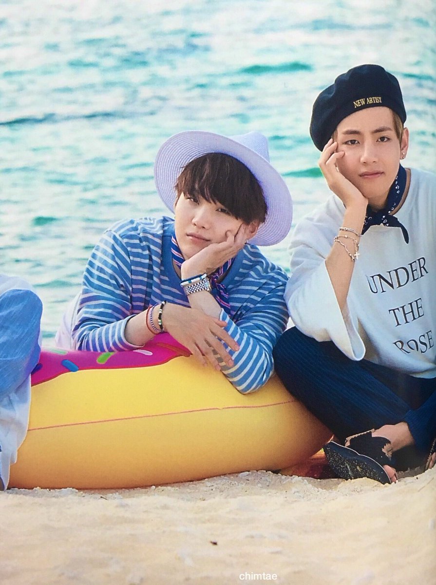 MeenYeonny's tweet photo. ไม่มีอะไรมากก้อแค่คนถ่ายรูปข้างกันเฉยๆอ่ะ😭😭😭 #vga #taegi https://t.co/AnwEZn6aah