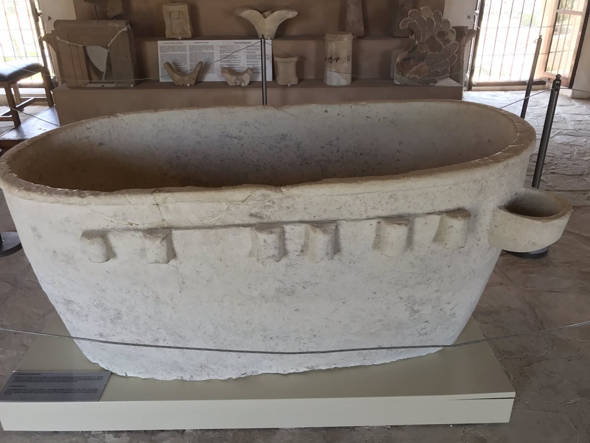 Origins_Living's tweet image. Look at this 2000 yr old bath that I photographed yesterday at the #SanctuaryofAphrodite. It has a built-in sit &amp;amp; sponge holder. #Paphos