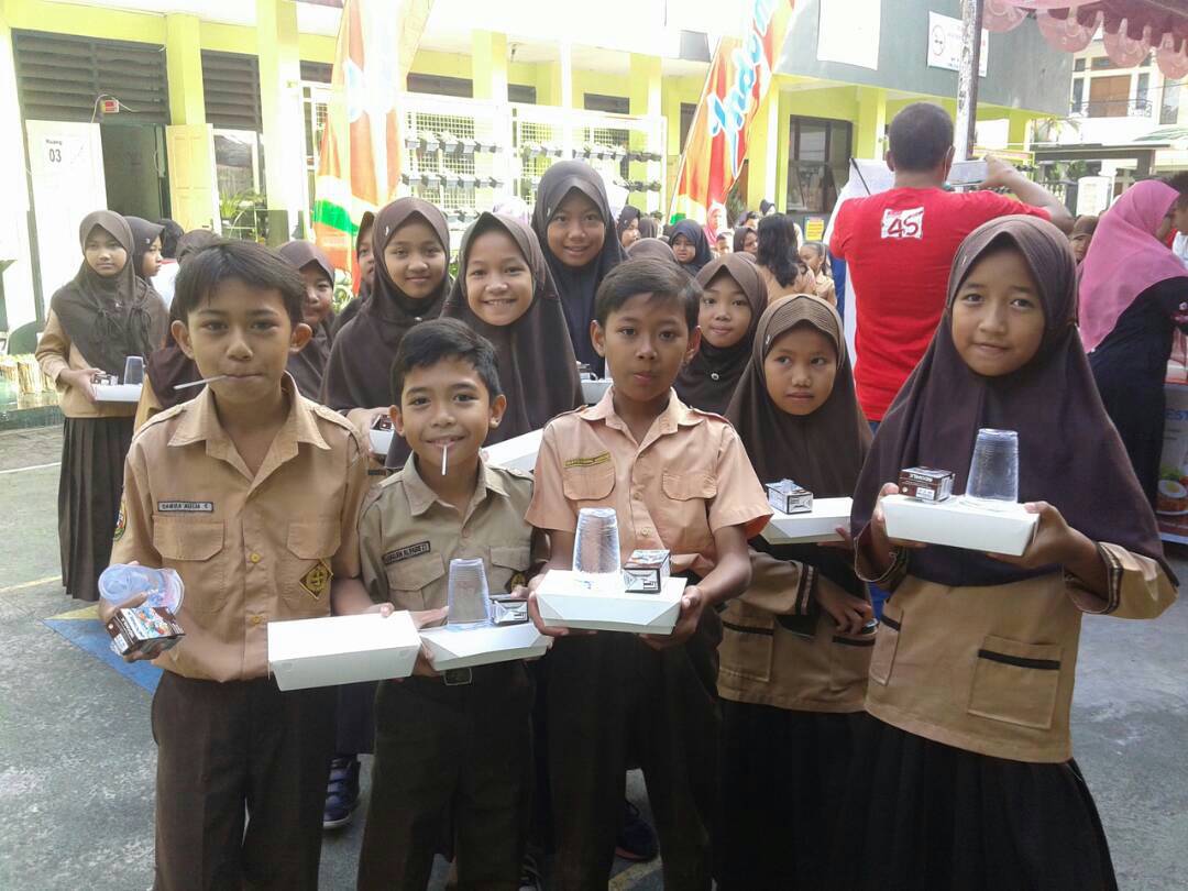 Ayoo sarapan sehat setiap pagi

<a href="/indofood/">Indofood</a> <a href="/indofood_cbp/">Indofood CBP</a> <a href="/indomielovers/">Indomie</a>
#sarapansehat