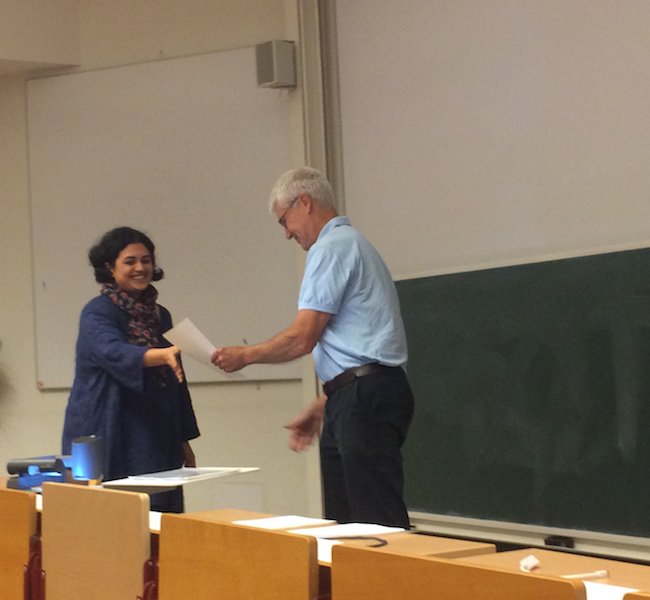 essneutron's tweet photo. See you next year! Prof Karlsson awards student certifs on #NPAS17 final day @lunduniversity #ECTScredits #neutrons https://t.co/50usCed4by https://t.co/GSm5SXvQtJ