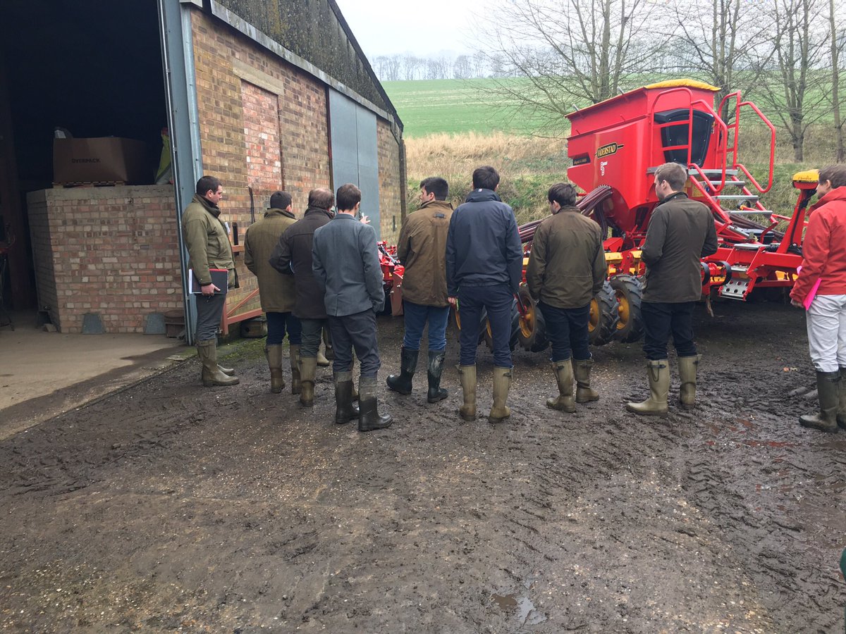 RhondaT40's tweet photo. 2/2 Last year's delegates out and about during the course, applications for #FMDP17 open until 16 September #clubhectare please retweet https://t.co/Mi7wfOMqqp