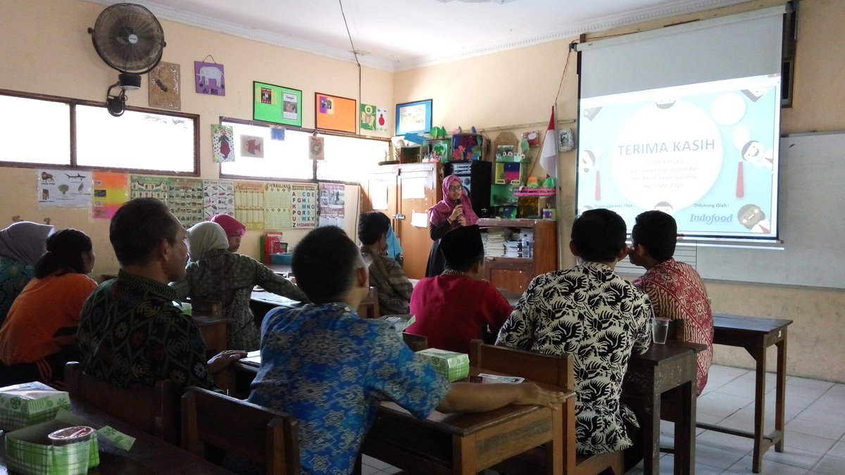 Edukasi sarapan sehat dan jajanan aman kepada orang tua murid SD di Gresik

<a href="/indofood/">Indofood</a> <a href="/indofood_cbp/">Indofood CBP</a> <a href="/indomielovers/">Indomie</a>
#sarapansehat