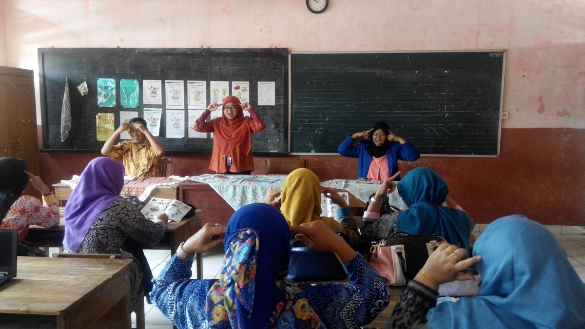 Pelatihan pendidikan sarapan sehat kepada guru SD di Tangerang

<a href="/indofood/">Indofood</a> <a href="/indofood_cbp/">Indofood CBP</a> <a href="/indomielovers/">Indomie</a>
#sarapansehat