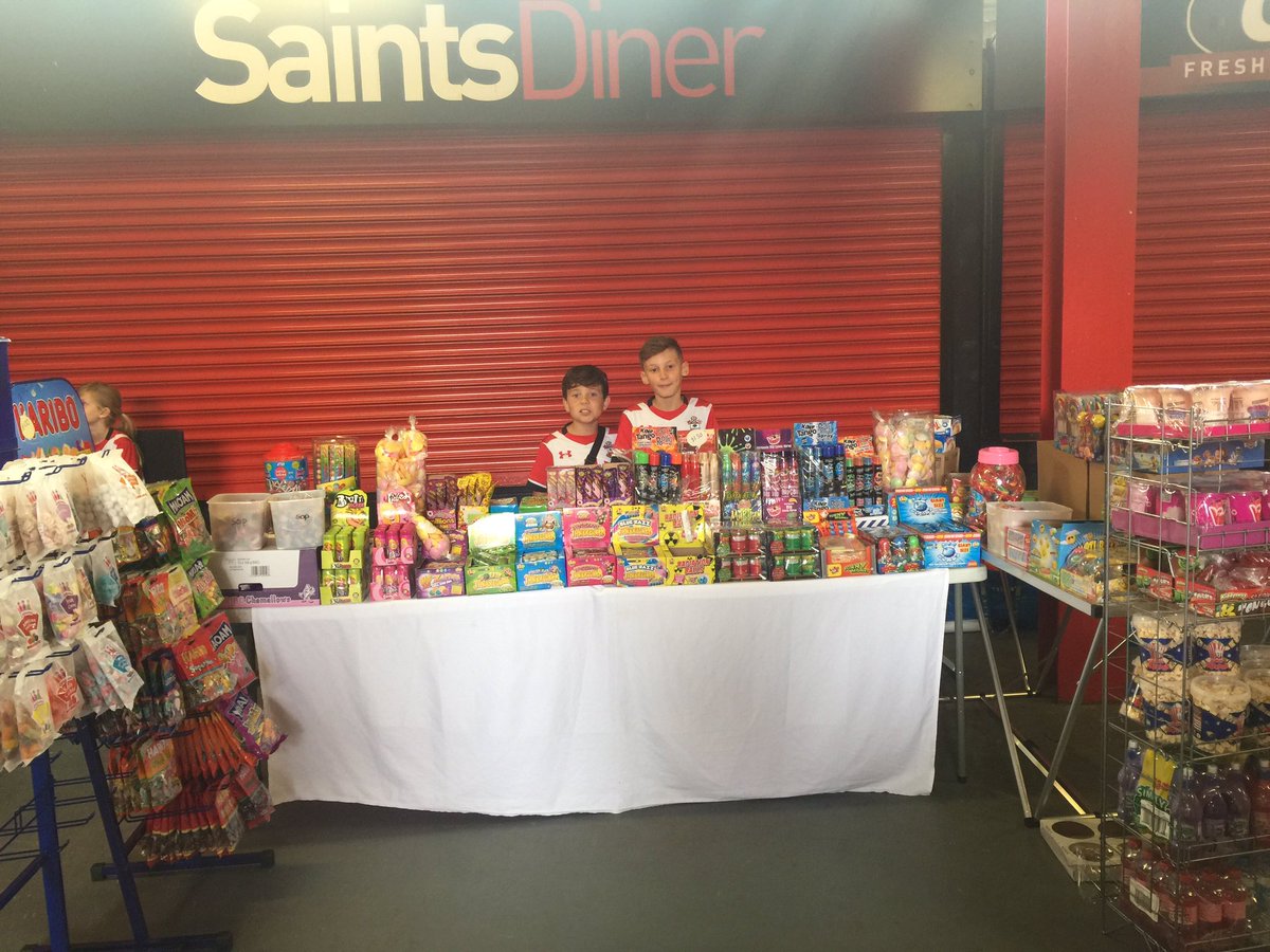 Here at <a href="/SouthamptonFC/">Southampton FC</a> supporting the @saintsdsa open day come down and join us free entry