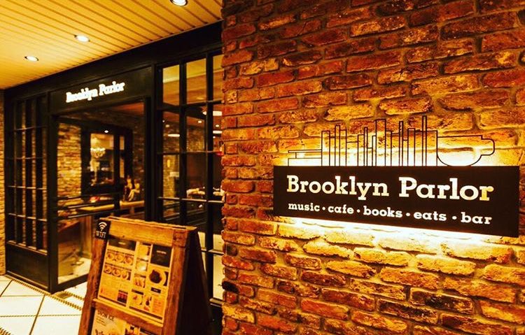 gad14825's tweet photo. 中央区にあるBrooklyn Parlor
で打ち合わせ😌✌️

8割雑談
2割仕事の話😂
だいたいこんな感じだけど
いい繋がりもてました😚💗 https://t.co/7YbWO7KZI9