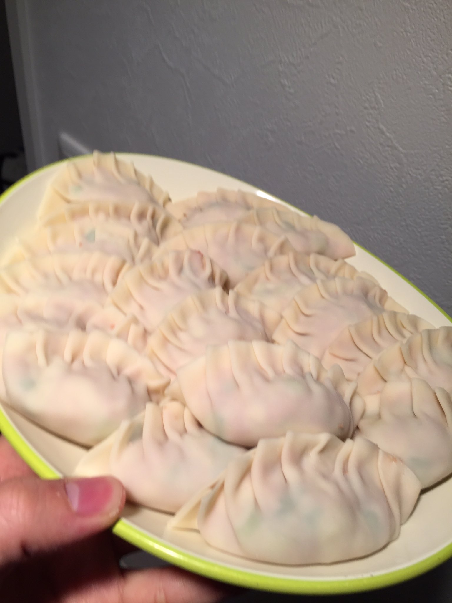 餃子の焼き方 銀座アスターのシェフ直伝 カリッと焼くプロの技５つ 三越伊勢丹の食メディア Foodie フーディー