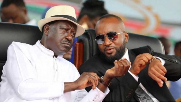 focus_tvkenya's tweet photo. Raila Odinga launches campaign to defend political rights at Joho’s inauguration..
#keepitfocustv https://t.co/zH2MvVRdG0