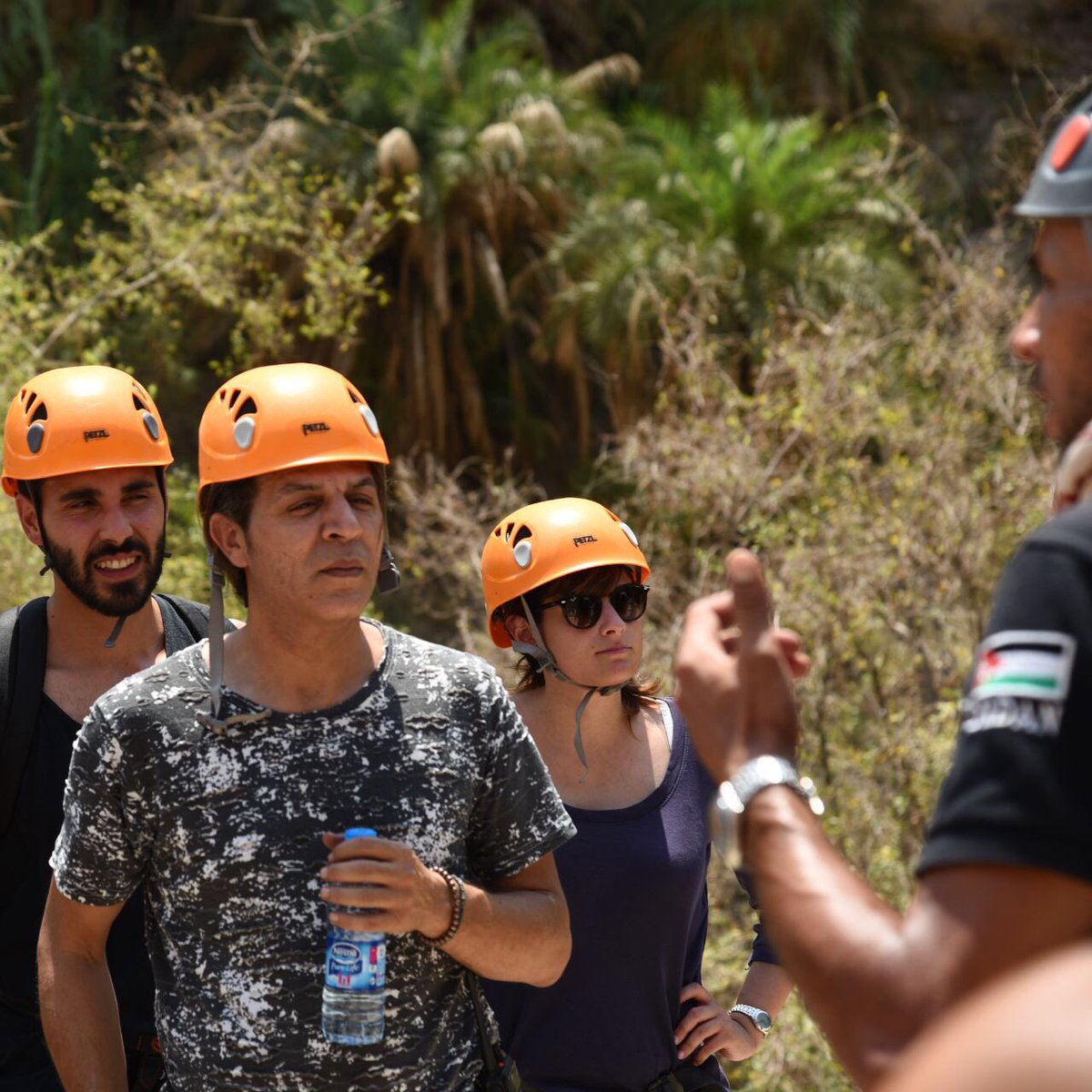 LetsGoToJordan's tweet image. المصور المحترف الأردني @IssaweAkram الملقب بشاروخان العرب يخوض مغامره في وادي هورا ووادي بن حماد مع فريق يلا على الأردن #صيف_الأردن_أحلى