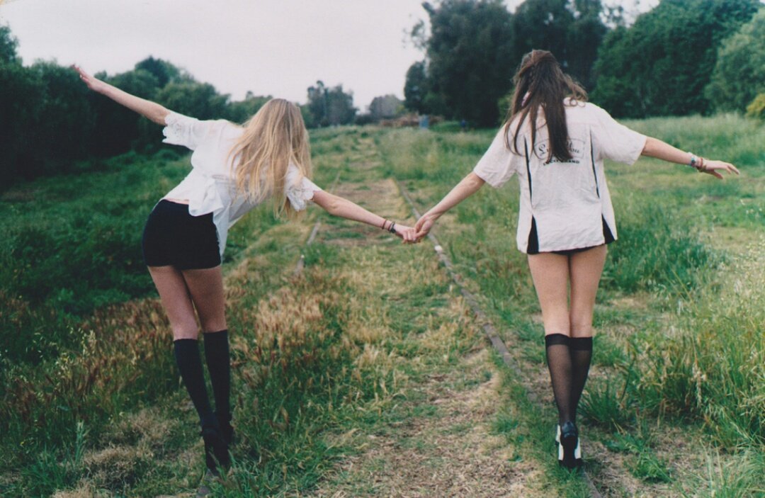 Rol entre <a href="/MollyBrowntty/">Molly Brown</a> y <a href="/Julieluxe/">Julie Mendes</a> 
"Nuevas amigas"