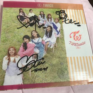 twice CD ツウィ 直筆サイン入り よじる twice CD ツウィ 直筆サイン入り よじる