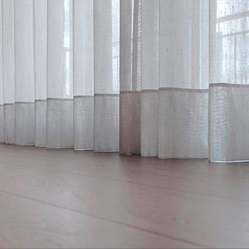 Curtains with special details to create charming atmospheres. Clara fabric from #FabricsCollection. #Decoration #InteriorDesign