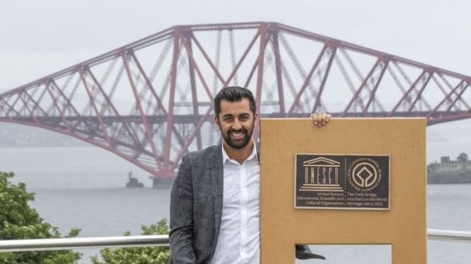 BBCScotland's tweet photo. A plaque has been unveiled marking the Forth Bridge as a United Nations world heritage site >> https://t.co/aRwcjbIdHj https://t.co/xEya76Utd2