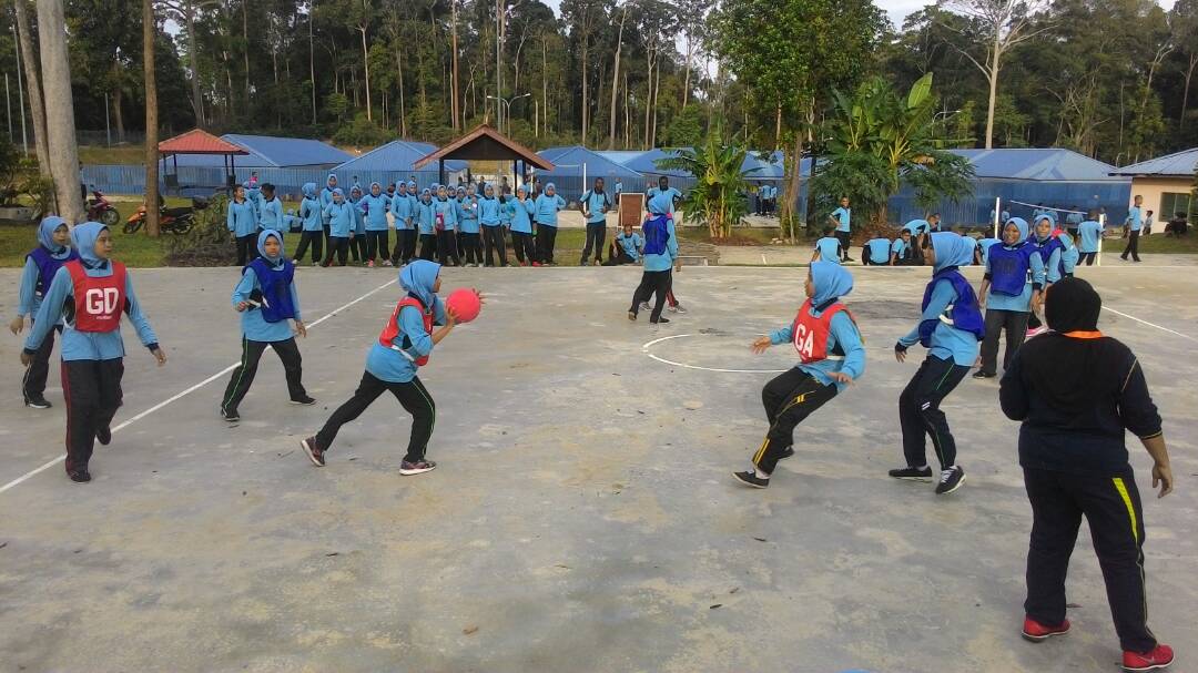 PlknAyerkeroh's tweet photo. #PLKN2017
#PLKN2.0
#AKeroh2.0
#jommasukPLKN
#alamilahsendiri
Sukan antara kompeni https://t.co/osc1NwgGVa