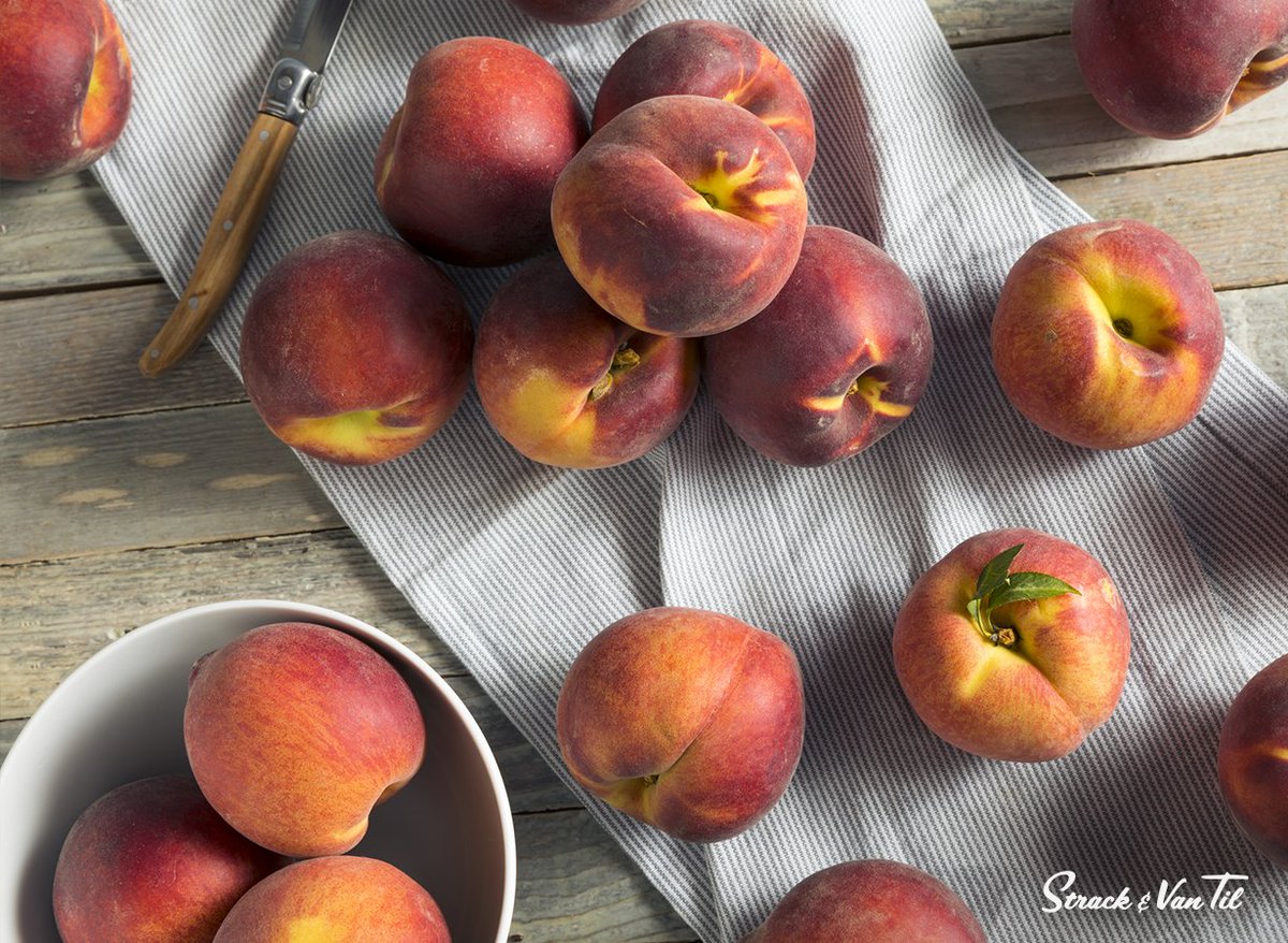 Strack & Van Til tweet media