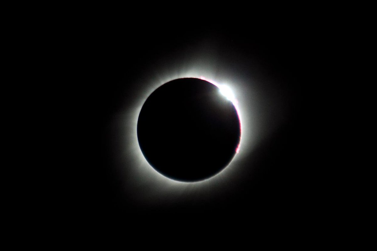 stevewhitenews's tweet photo. What a sight. Glad we were able to experience it in central Nebraska! #eclipse2017 #NTVeclipse https://t.co/1OWyzATNid