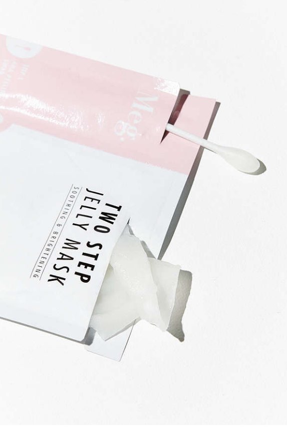 megcosmetics's tweet photo. Did you know that the Two Step Jelly Mask is now available at @urbanoutfitters? Hydrate your skin!  #megcosmetics #kbeauty #urbanoutfitters https://t.co/QK5HI2VUGx