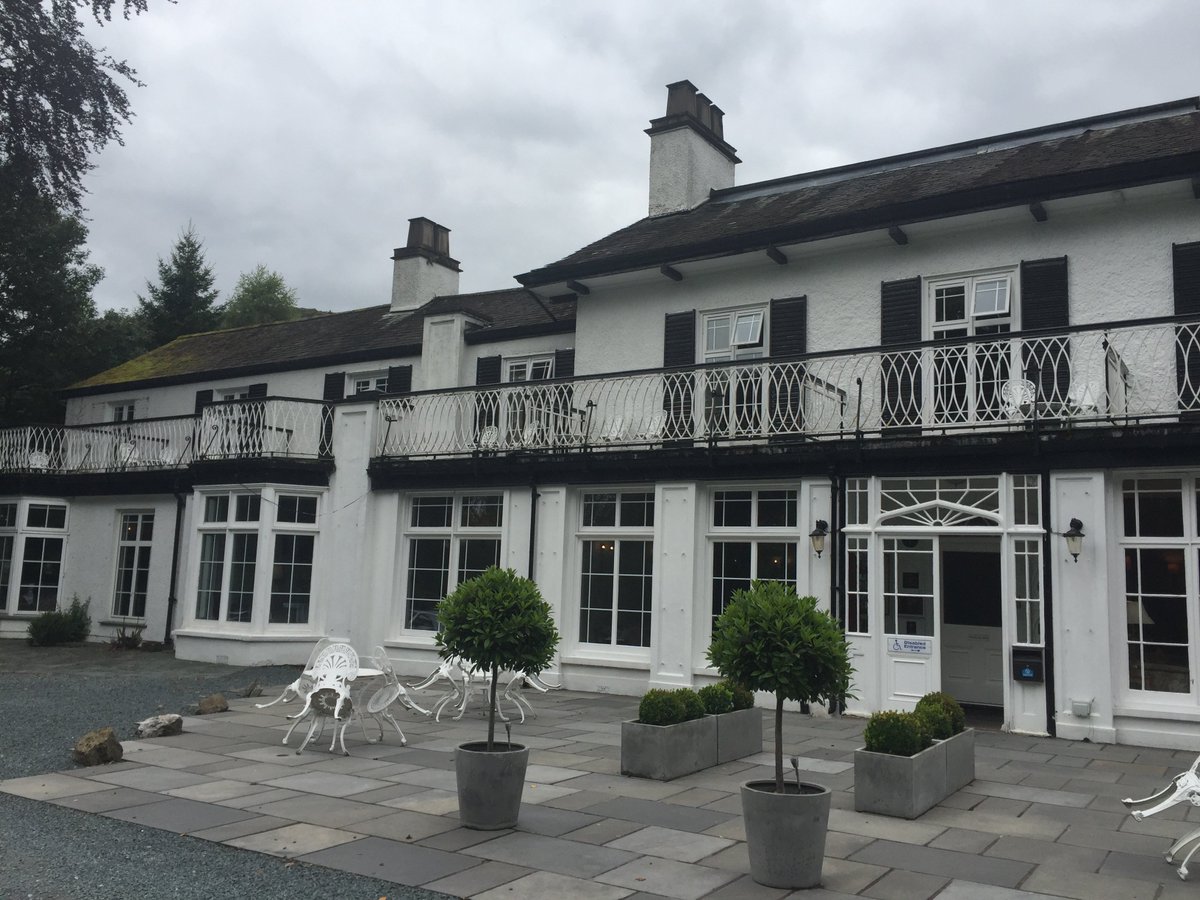 Cumbria_24's tweet photo. #CumbrianTable #FoodReviews from around the county #SundayLunch @rothaymanor @LoveAmbleside #NotJustLakes https://t.co/tRehbE2Al9 https://t.co/cNGgGU21Bt