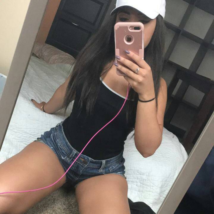 KingKha91565646's tweet photo. 🙌 YASSS It's time for a great show Naadiasweet:Gm💕 #FeatureMe #ChitC
https://t.co/c0Zh1s93Cw https://t.co/QdzAKKVqL3