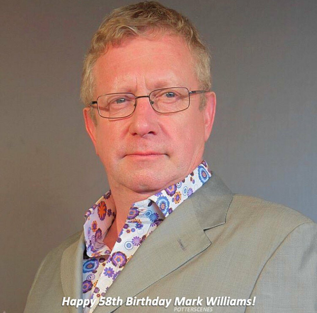 Happy 58th Birthday, Mark Williams! He played Arthur Weasley in Harry Potter films. 